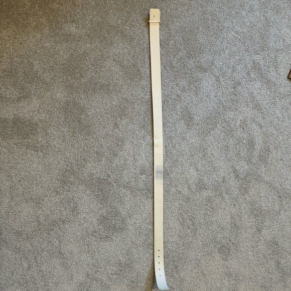 Louis Vuttion Belt - Picture 6 of 6